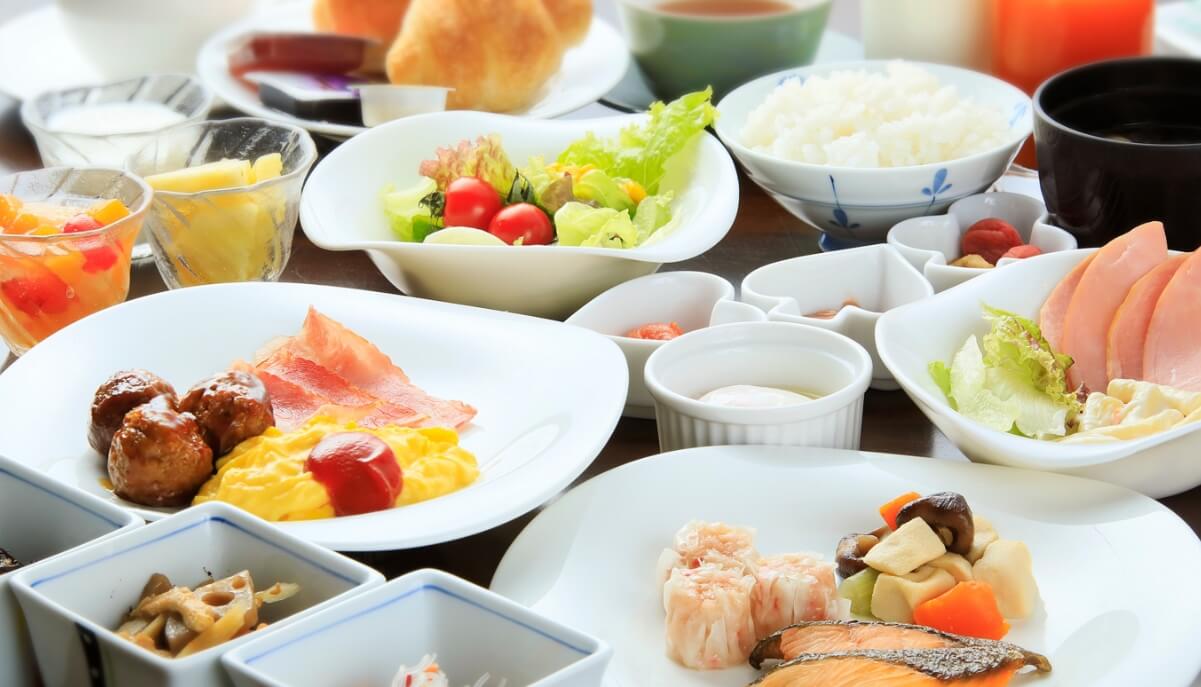 朝食